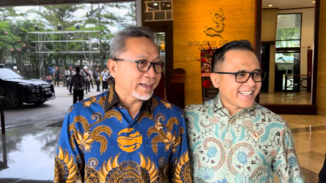 Ketua Umum PAN, Zulkifli Hasan (Zulhas) dan MenPAN RB Abdullah Azwar Anas