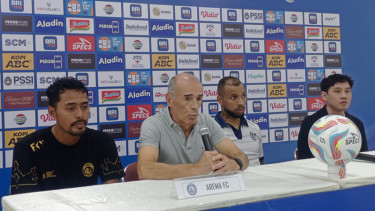 Pelatih Arema FC, Fernando Valente