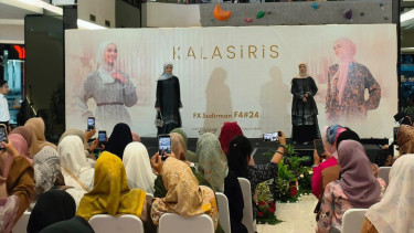 Busana Muslim dari Kalasiris