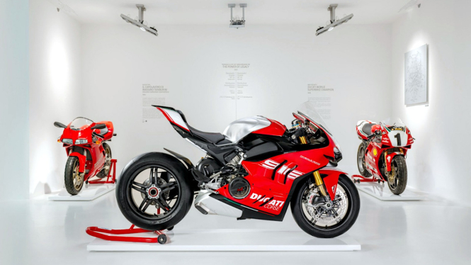 Ducati Panigale V4 SP2 30° Anniversario 916