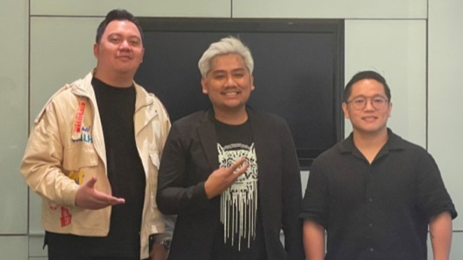 Chandra Liow, Ritter Willy Putra, dan Muklay