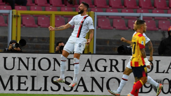 Olivier Giroud saat Lecce vs AC Milan