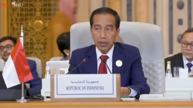 Presiden Jokowi menghadiri KTT Luar Biasa OKI di Riyadh, Arab Saudi 