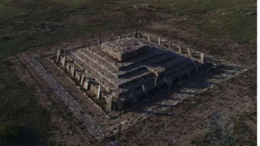 Pramida di Asia.