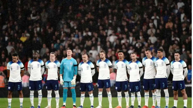 Asosiasi Sepak Bola Inggris (FA)