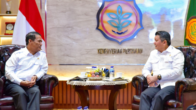 Mentan Amran bersama Kepala BNPT Ryzko