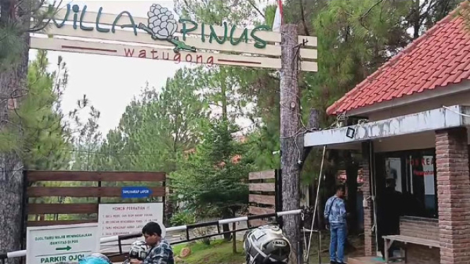 Villa Pinus, Banyumanik, Semarang, Jawa Tengah