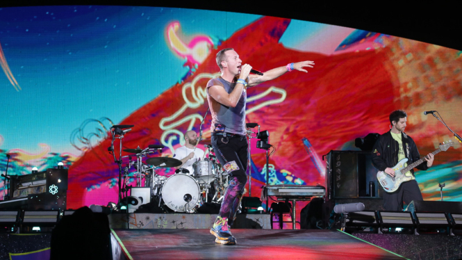 Coldplay Konser di Jakarta, Chris Martin