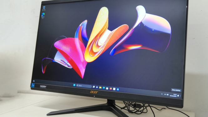 Layar Acer Aspire C24-1700.
