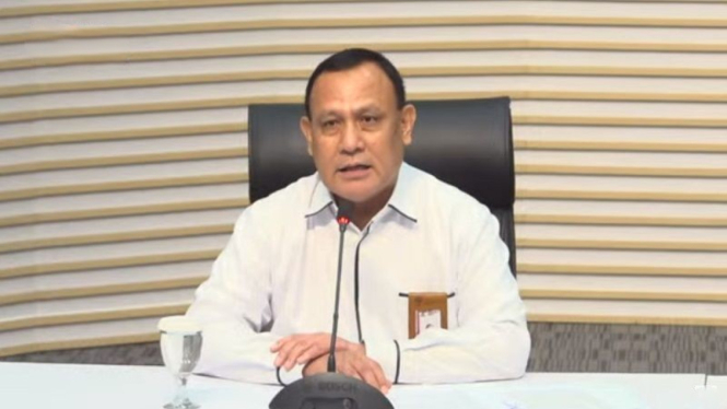 Eks Ketua KPK Firli Bahuri menggelar konferensi pers