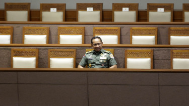 Rapat Paripurna Pengesahan Panglima TNI Jenderal Agus Subiyanto