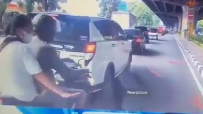 Petugas Ambulans Diduga Diintimidasi Oknum TNI hingga Ditampol