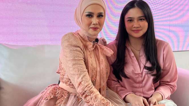 Mulan Jameela dan sang putri, Tiarani Savitri.