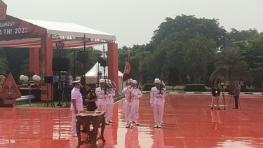 VIVA Militer: Yudo Margono serahkan jabatan Panglima TNI kepada Jenderal Agus