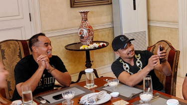Jeka Saragih dan Ketum KOBI Anindra Ardiansyah Bakrie