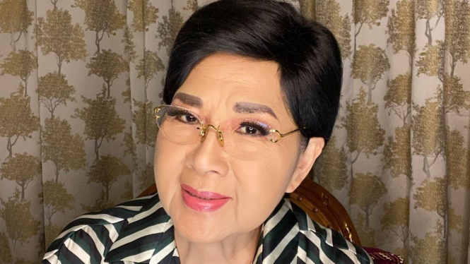 Titiek Puspa.