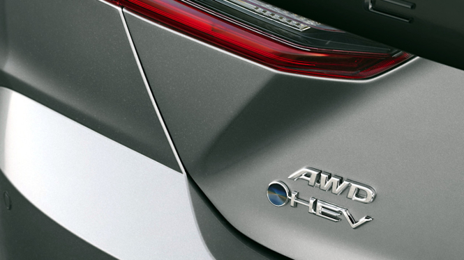 Logo baru mobil hybrid Toyota
