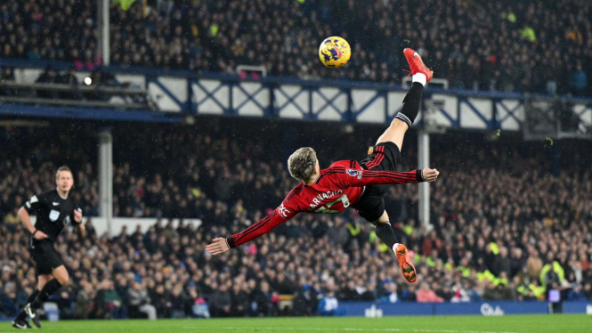 Alejandro Garnacho Cetak Gol Satu ke Gawang Everton