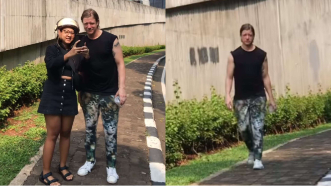 Viral Paul Banks jalan kaki di kawasan Semanggi dan ketemu salah seorang fans