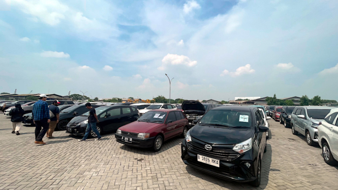 Lelang mobil di JBA Indonesia