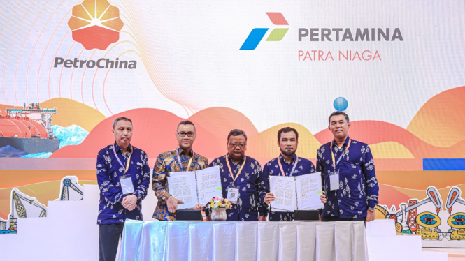 Penandatanganan MoU PT Pertamina Patra Niaga dengan PetroChina