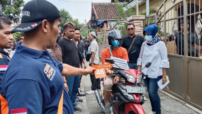 Rekontruksi pembunuhan Endang di Pasuruan