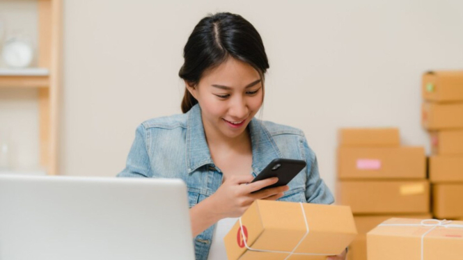 Ilustrasi online shop, belanja online, jualan online
