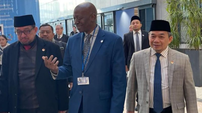 Ketua Majelis Syuro PKS Salim Segaf Aljufri (kiri)