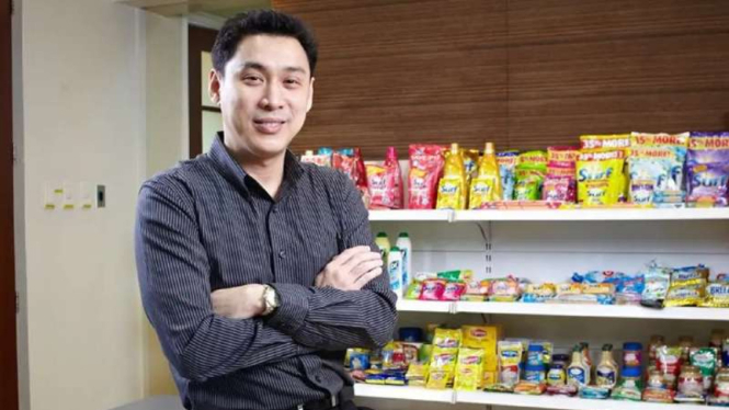 Benjie Yap.
