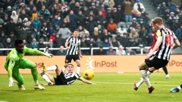 Newcastle United vs Manchester United