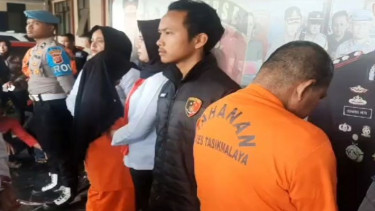 Pasutri penganiaya anak hingga tewas ditangkap polisi.