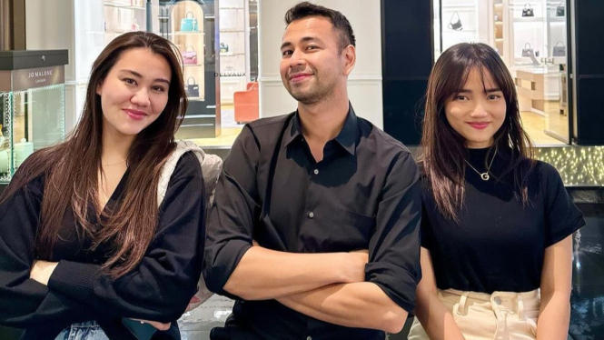 Raffi Ahmad, Aaliyah Massaid dan Fuji.