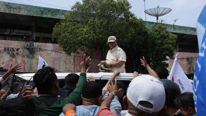 Prabowo Kampanye di kawasan Pasar Raya Padang, Sumatera Barat