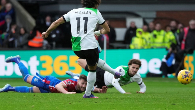 Mohamed Salah jebol gawang Crystal Palace