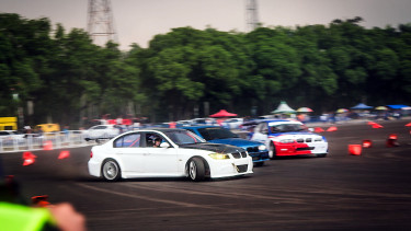 Balap drifting
