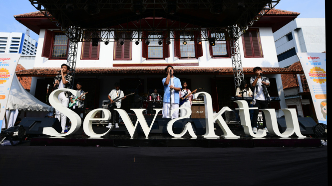 VOL 06 Sewaktu Bermusik