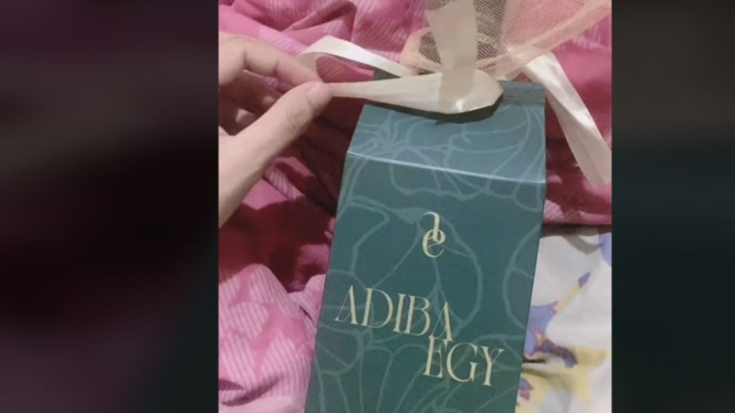 Souvenir Pernikahan Adiba Khanza dan Egy Maulana