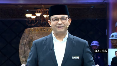 Capres Nomor 01 Anies Baswedan saat menyampaikan visi-misi debat capres