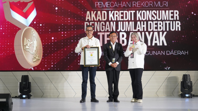bankjatim pecahkan rekor MURI
