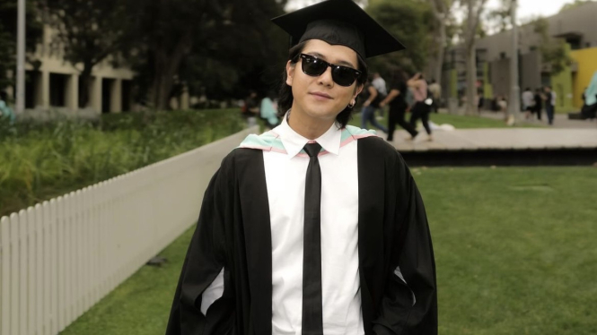 Iqbaal Ramadhan.