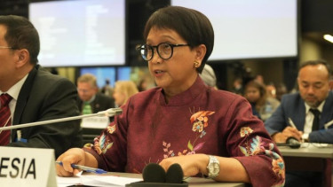 Menteri Luar Negeri RI Retno Marsudi berbicara dalam “Global Refugee Forum”, yang diselenggarakan di Kantor PBB di Jenewa, Swiss, pada Rabu (13/12/2023). 