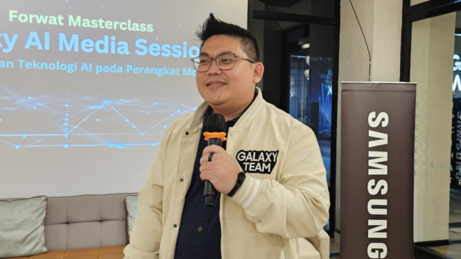MX Product Marketing Senior Manager Samsung Electronics Indonesia, Verry Octavianus.