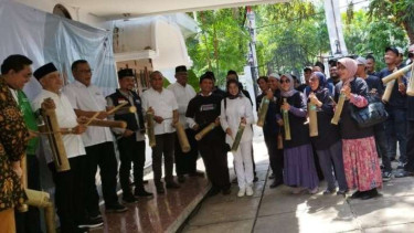 Timnas Amin saat meluncurkan Gerakan Rakyat 1 Juta Kentungan Perubahan 2024 di Sekretariat Koalisi Perubahan, Jakarta, Jumat, 15 Desember 2023.
