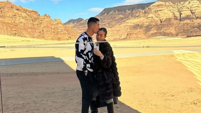 Cristiano Ronaldo dan Georgina Rodriguez kunjungi Al Ula