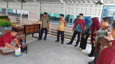 produk kompor dengan berbahan bakar dari oli bekas.
