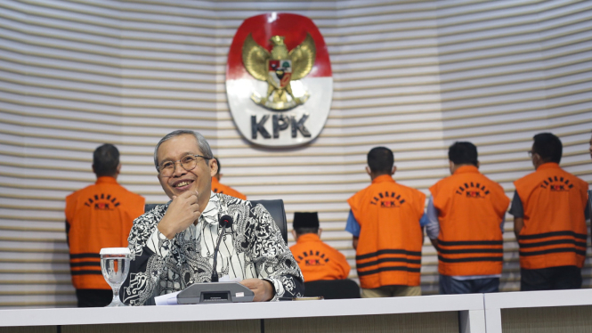 Alexander Marwata, OTT KPK Gubernur Maluku Utara