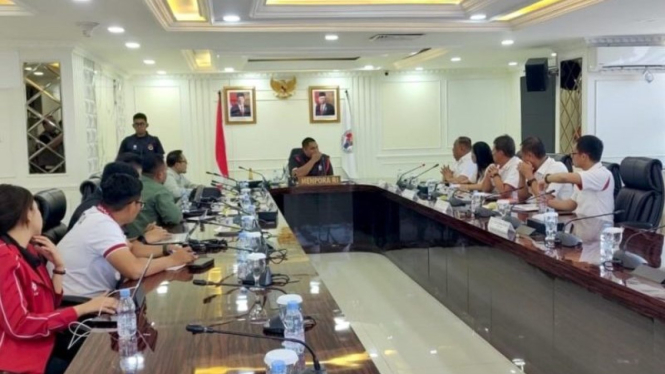 Menpora Dito Ariotedjo memimpin audiensi dengan KONI Pusat soal PON 2024