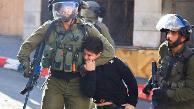 VIVA Militer: Persekusi tentara Israel terhadap warga sipil Palestina