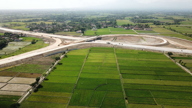 Tol Solo-Yogyakarta.