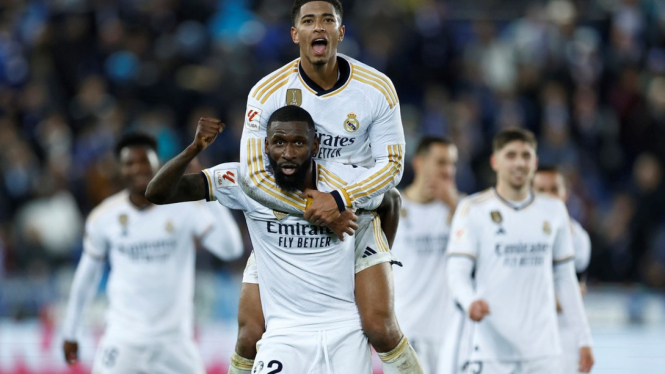 Pemain Real Madrid rayakan kemenangan